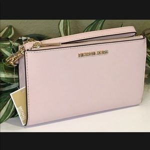 Michael Kors Double Zip Wallet Powder Blush